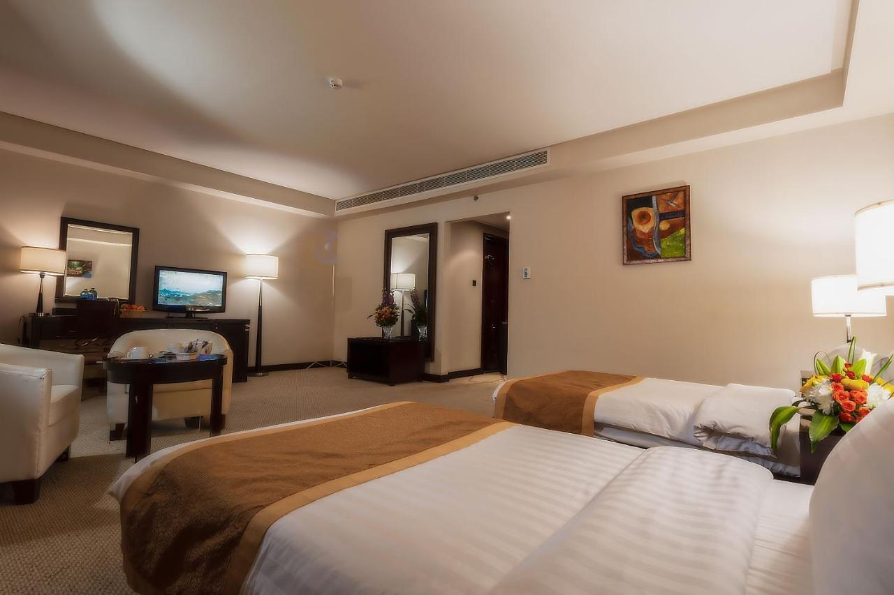 Monroe Hotel & Suites Манама Екстер'єр фото