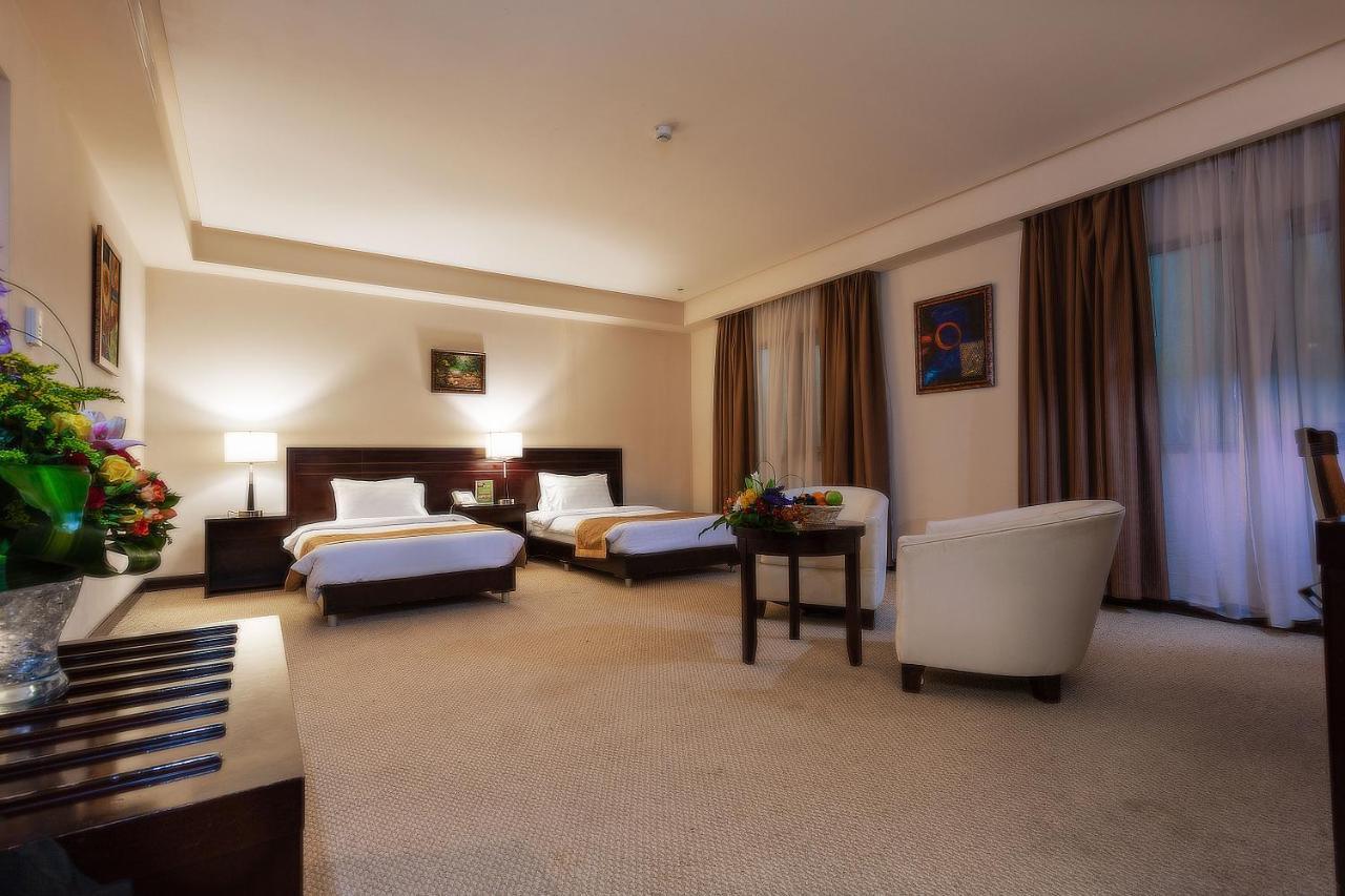 Monroe Hotel & Suites Манама Екстер'єр фото