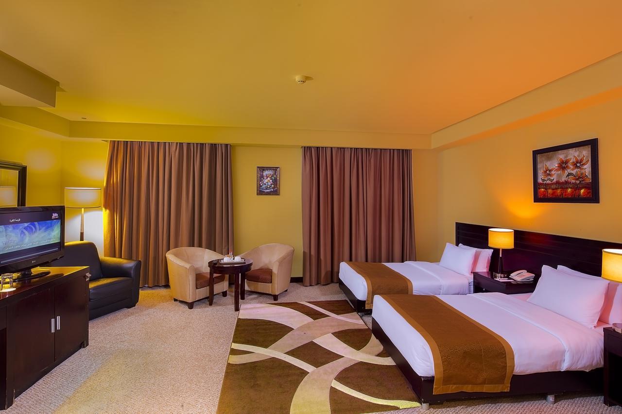 Monroe Hotel & Suites Манама Екстер'єр фото